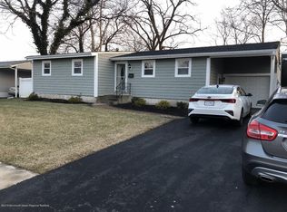 7 Bucknell Dr, Hazlet, NJ 07730