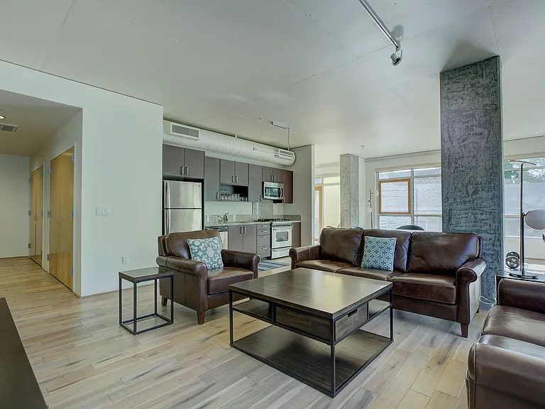 1818 L St #LOFTS — Photo 15