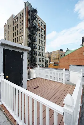 Rented by Bold New York | media 3
