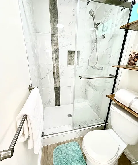 Wilshire Occidental Apts — Photo 27