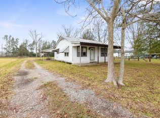 103 W Broussard Rd, Lafayette, LA 70506