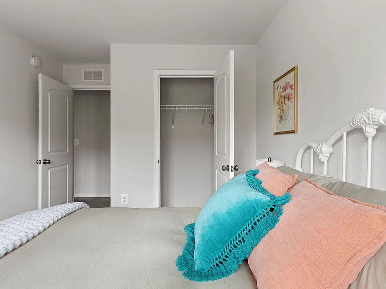 5524 Wenrich Dr — Photo 13