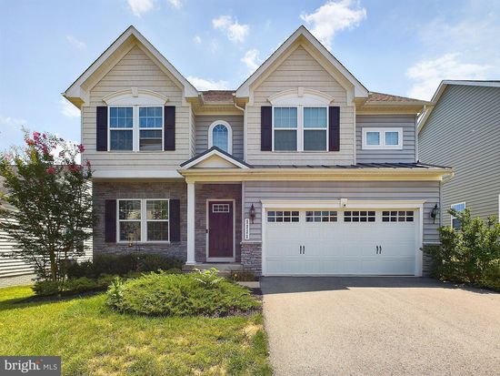 1111 Long Farm Cir, Brunswick, MD 21716