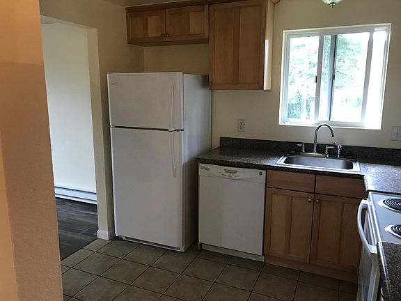2nd image of 1813 NE 199th St