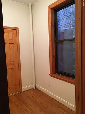 Rented by Warren T Real Estate Corp. | media 20