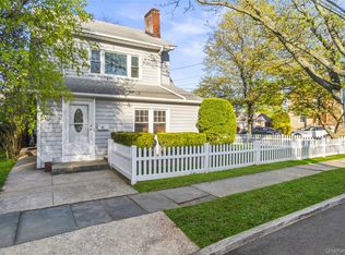 41 Rhodes St, New Rochelle, NY 10801