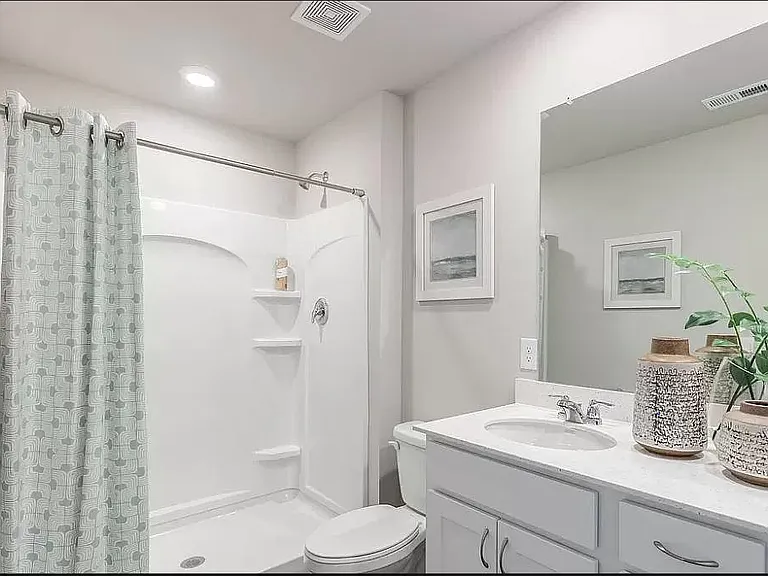 7406 S 204th Ave — Photo 9