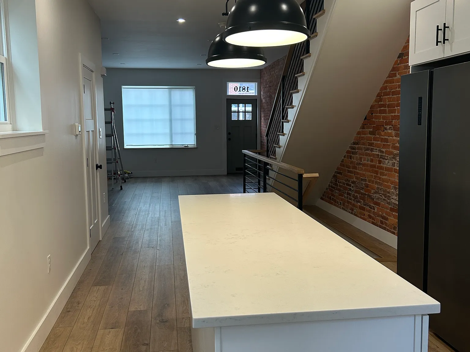 4 bed, 2.5 bath, 2000 sqft, $3,000 — Photo 4
