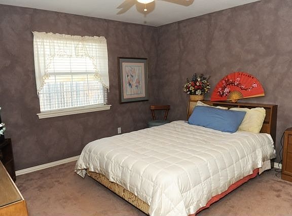 5th image of 109 Courtney Dr
