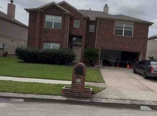 1811 Manor Dr, Baytown, TX 77521