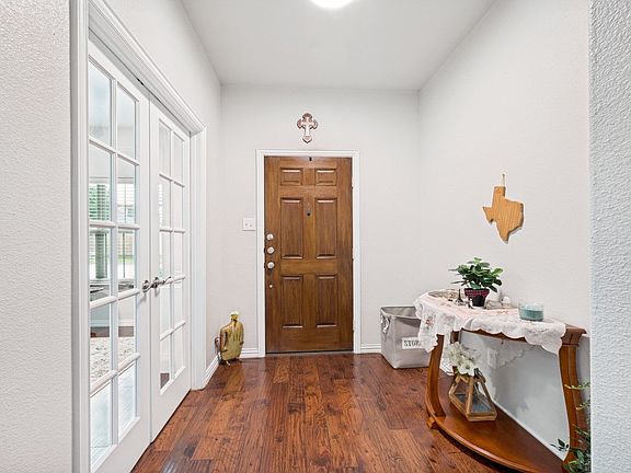 4th image of 3405 Canyon Lake Dr