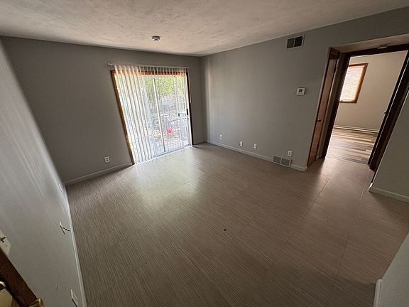 3rd image of 1527 S 20th St #19