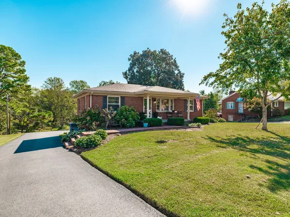 4052 S Sequoia Dr, Springfield, TN 37172