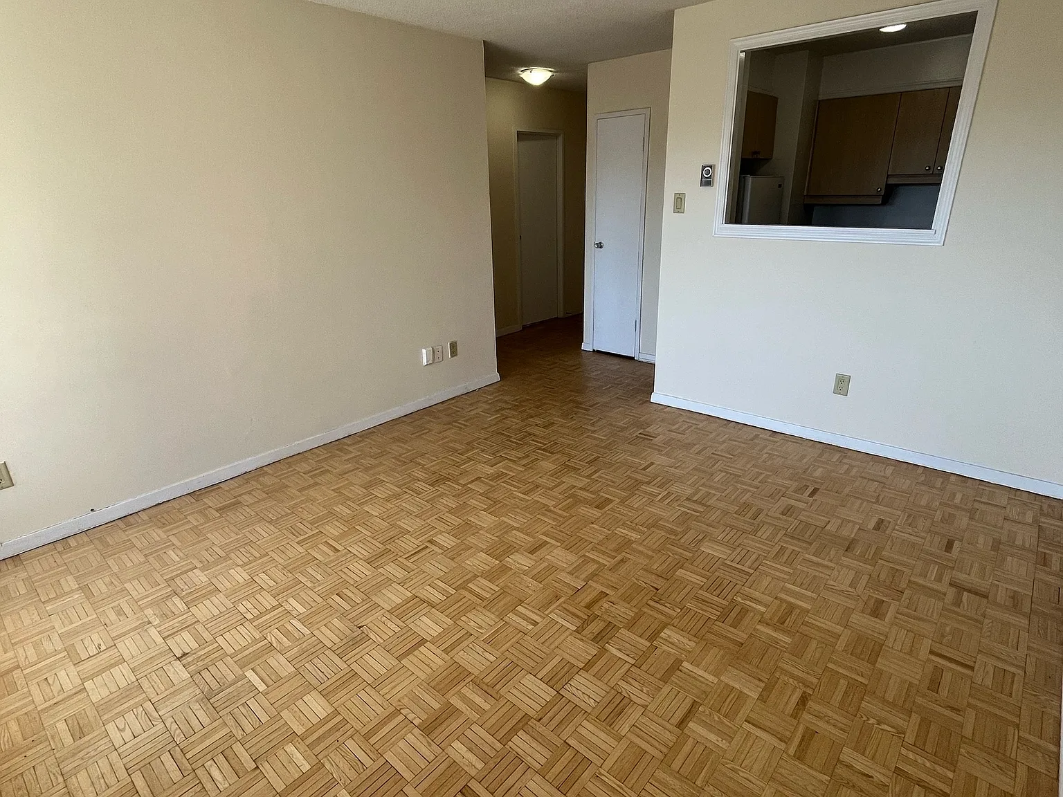 1 bed, 500 sqft, $1,550 — Photo 2