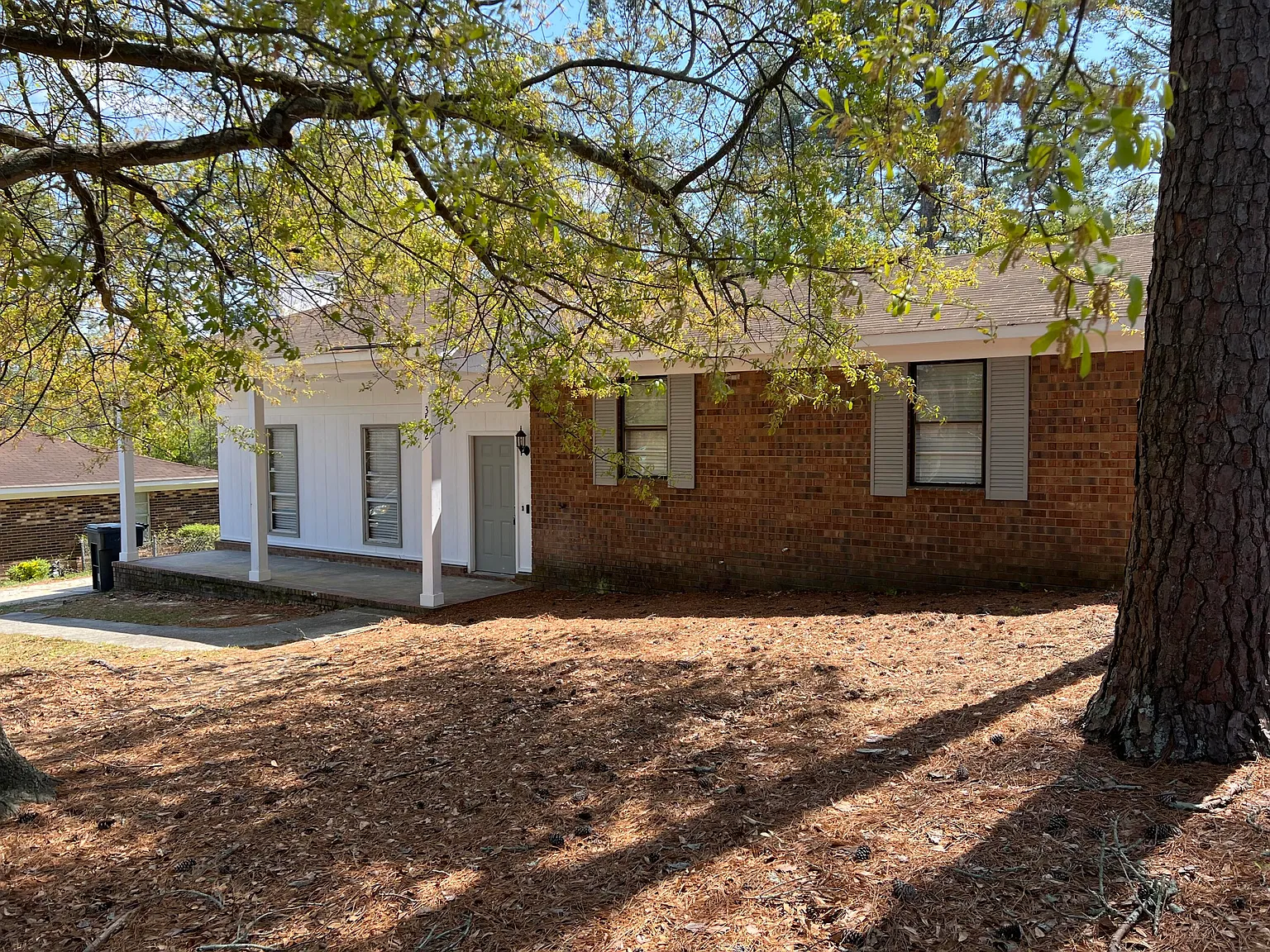 3 bed, 2.0 bath, 1377 sqft, $1,425 — Photo 1