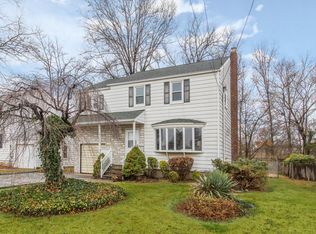 160 Urma Ave, Clifton, NJ 07013