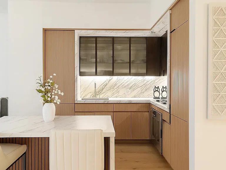 135 E 47th St #5G — Photo 3