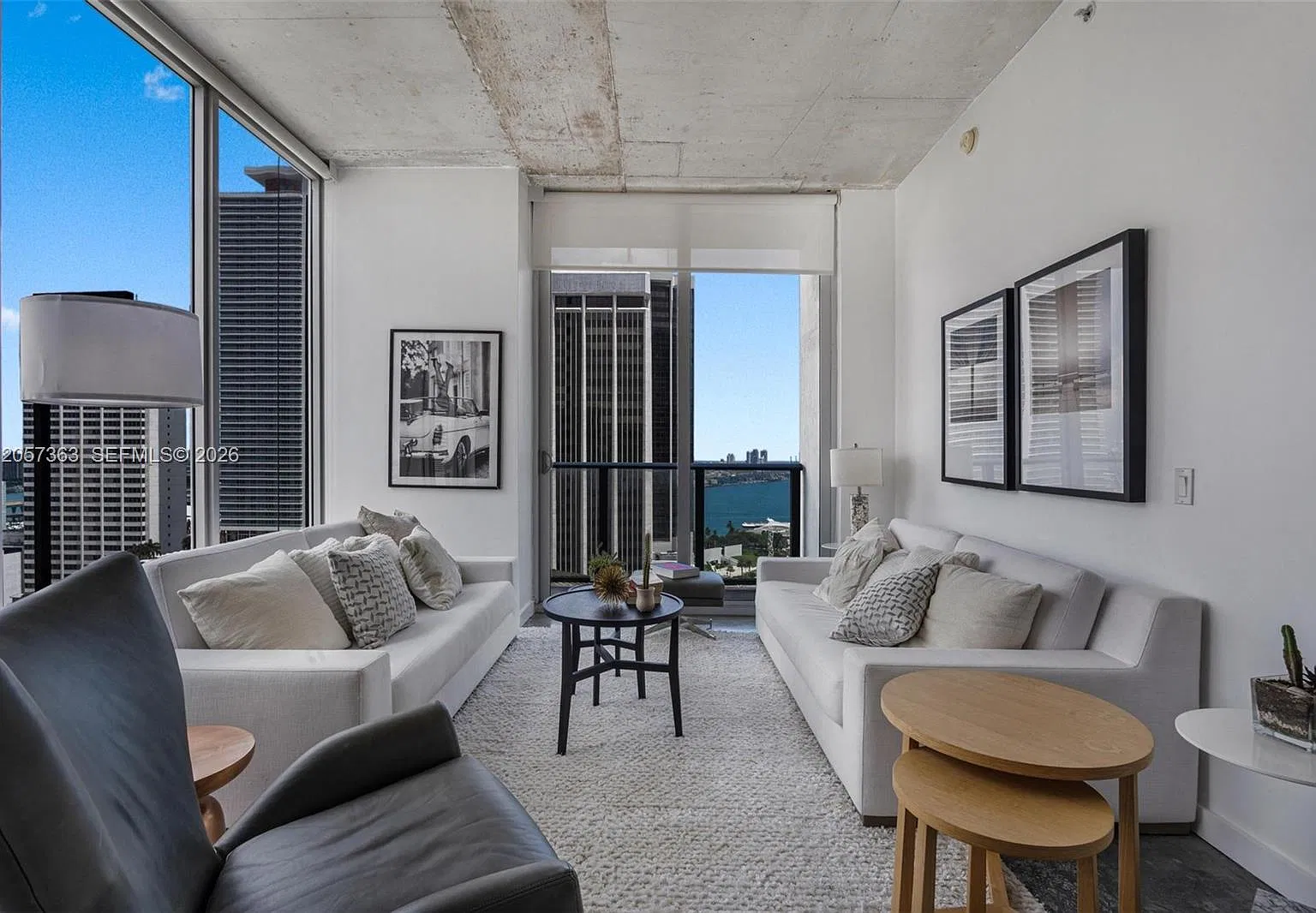 Centro Condo — Photo 2