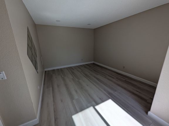 2nd image of 24139 Sylvan Glen Rd Unit E