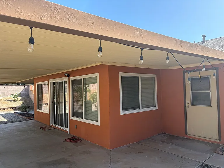 28033 Radford Dr — Photo 24