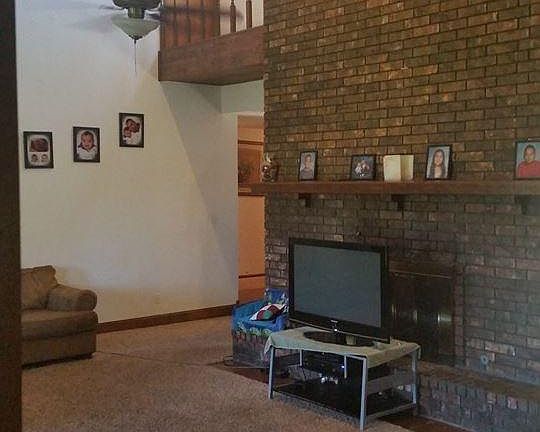 4th image of 2320 Lilac Dr