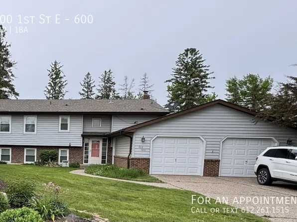 600 1st St E #600, Waconia, MN 55387