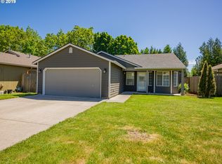 17003 SE 19th St, Vancouver, WA 98683