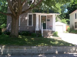 1514 Forrest Ave NE, Grand Rapids, MI 49505