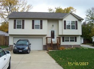 410 Howard Ave, Akron, OH 44312