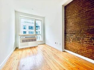 212 E 14th St APT 3R, New York, NY 10003