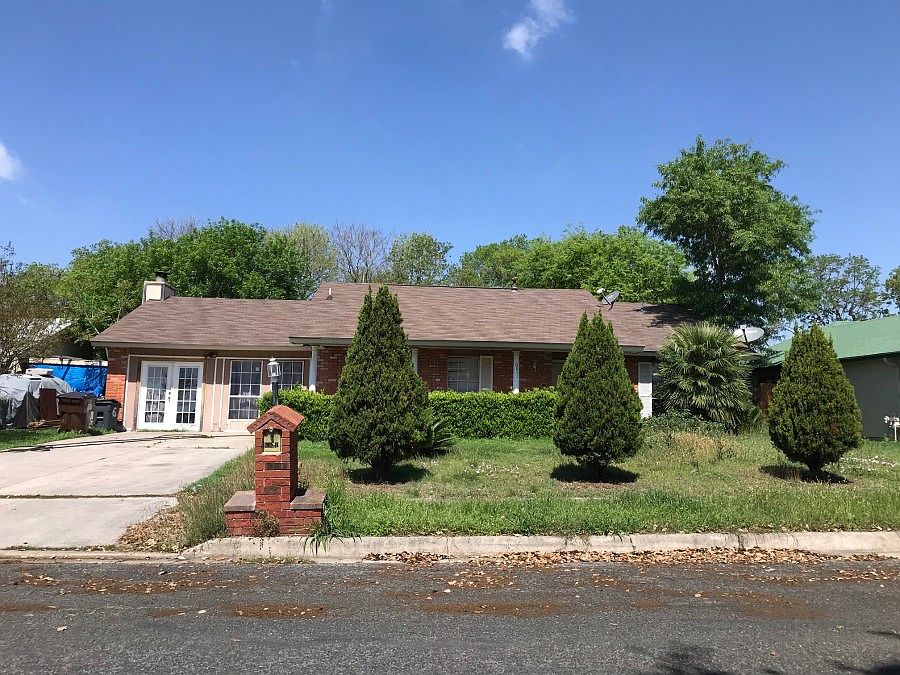 1st image of 6811 Oak Lake Dr