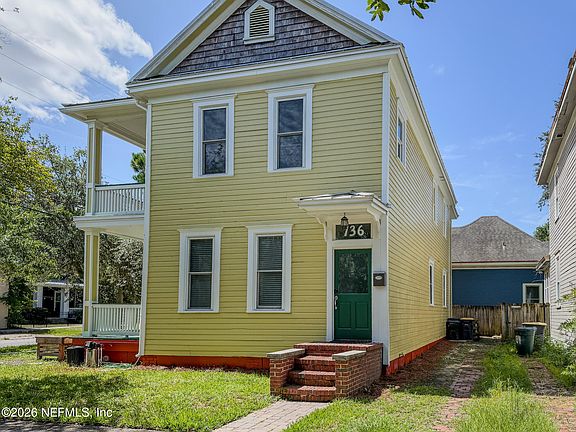 3rd image of 1554 N MARKET Street