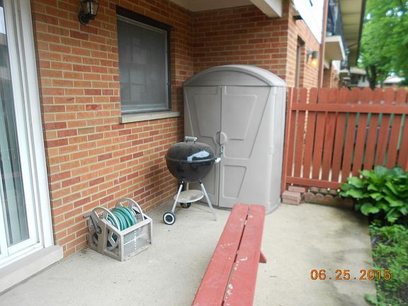 3rd image of 235 Washington Sq APT A
