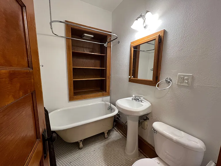 Stevens Square Apartments — Photo 115