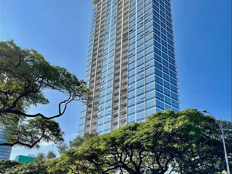 909 Kapiolani Blvd #3204 — Photo 1