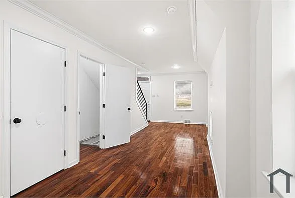 4304 Aspen St — Photo 9