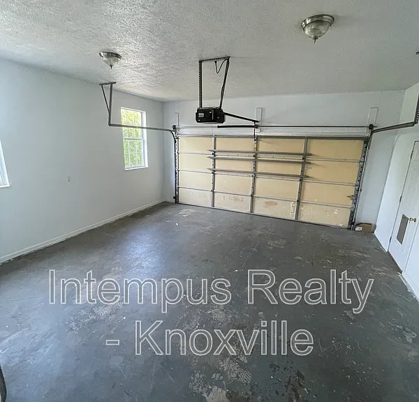 7728 Chapel Bend Dr — Photo 9