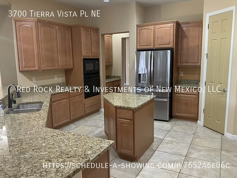 3700 Tierra Vista Pl NE — Photo 9