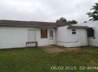 448 Hillview Blvd, Louisville, KY 40229