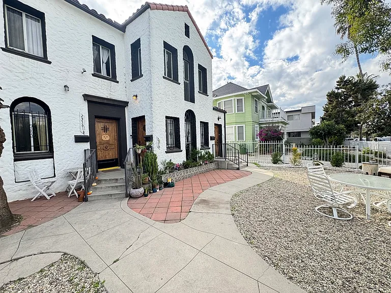 2336 W 21st St #2336 — Photo 31