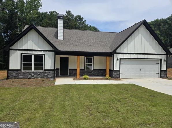 656 Highland Ave, Hartwell, GA 30643