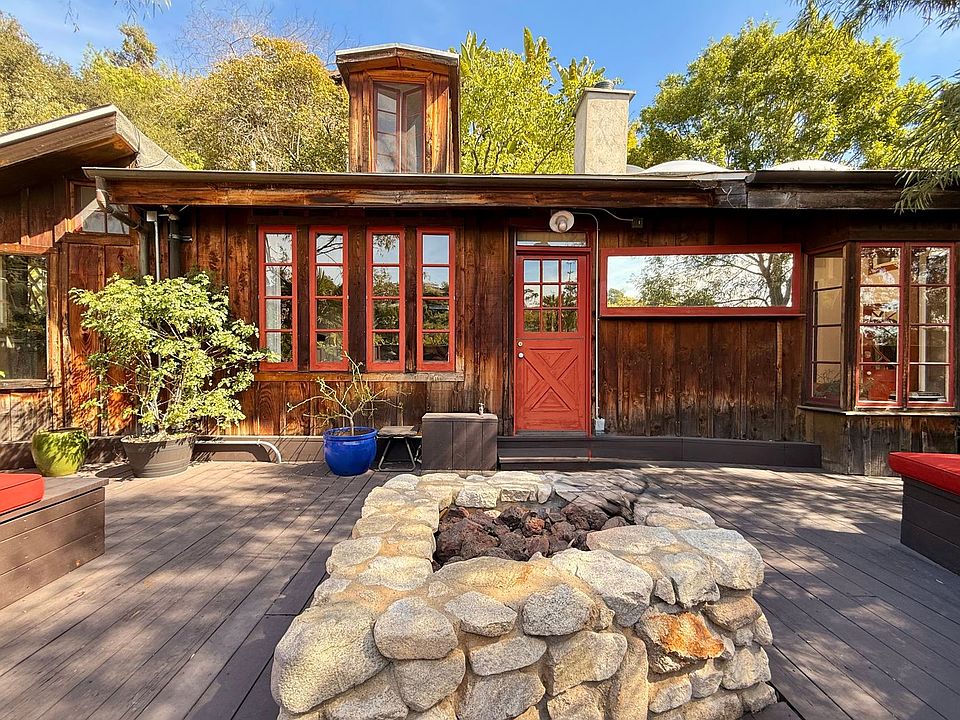1st image of 2566 Verbena Dr