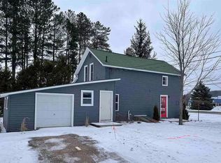 917 State St, Harbor Springs, MI 49740