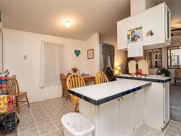 4th image of 3305 Westview Dr