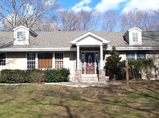 58 Greentree Ter, Lincroft, NJ