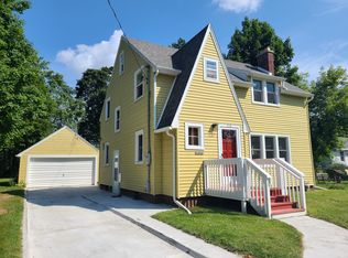 218 Iroquois Ave, Battle Creek, MI