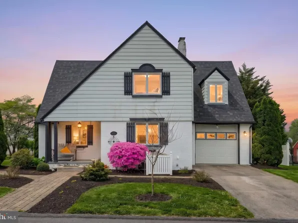824 Grandview Rd, York, PA 17403