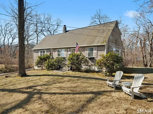 76-1 River Street West, Old Saybrook, CT 06475