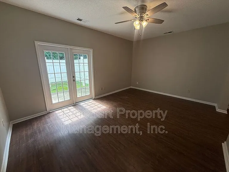 760 Tavern Ct — Photo 6