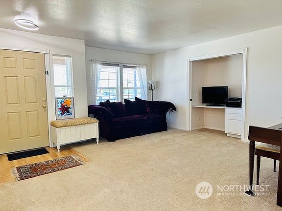 4th image of 1277 Fairwood Drive